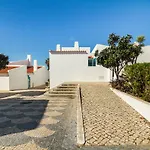 Liiiving In Algarve - Alvor Blue Villa