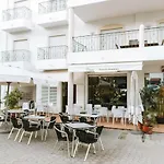 Casa Onda Guest House