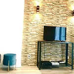 Blue Wave Apartment