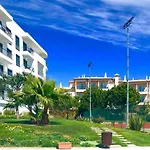 Blue Wave Apartment
