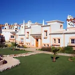 Quinta Da Encosta Velha - Santo Antonio, Villas, Golf & Spa