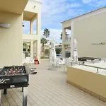 Pool & Beach In Gale