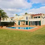 Villa Browns I