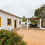 Casas Da Capela Do Monte, Country Houses