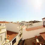 A Casa Lagos, City