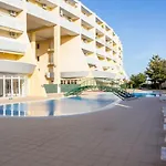 Im On Meia Praia Terrasse