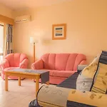 A27 - Secluded Apartment 2 Minutes From The Center