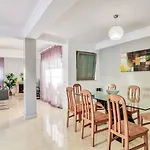Villa Machado