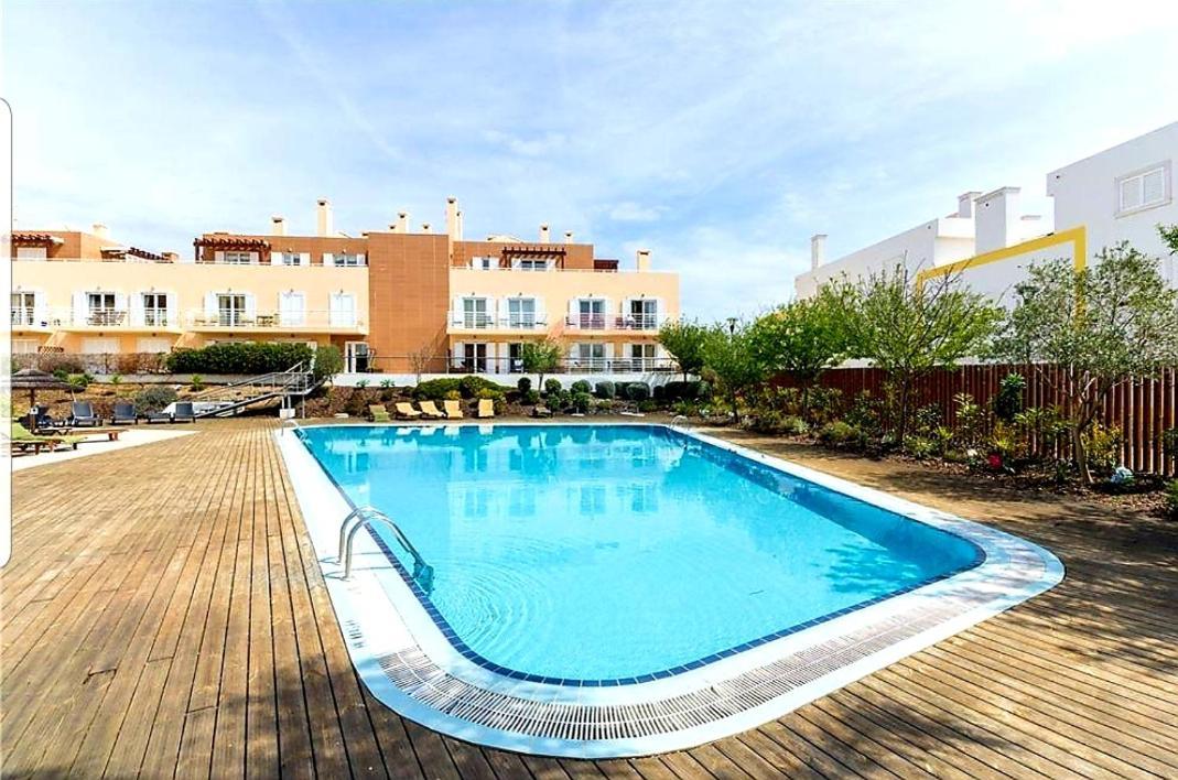 Сasa de vacaciones T2 Gardens Piscina E