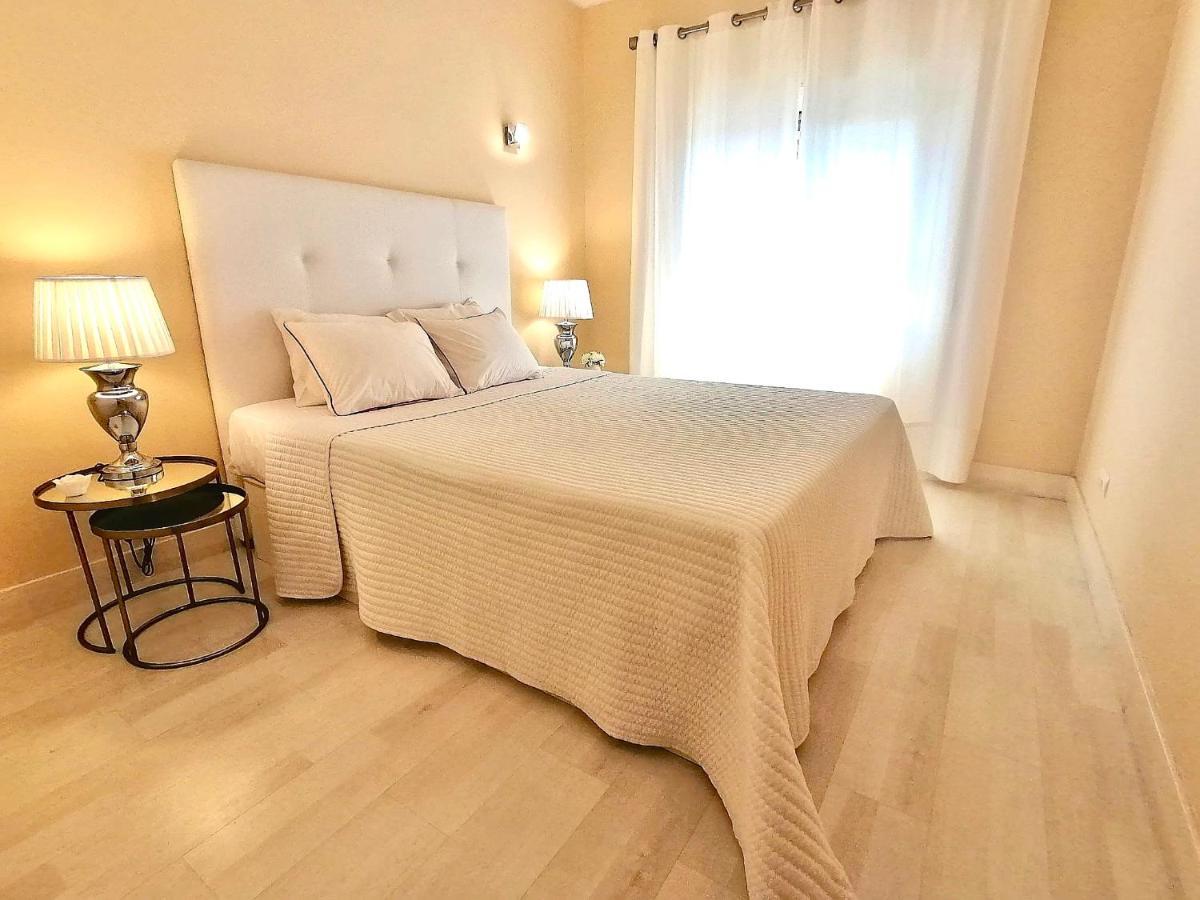 Appartamento Beachfront Seaview Litoralmar Apt, Fast Wifi, Airco, Pool, Private Parking *
