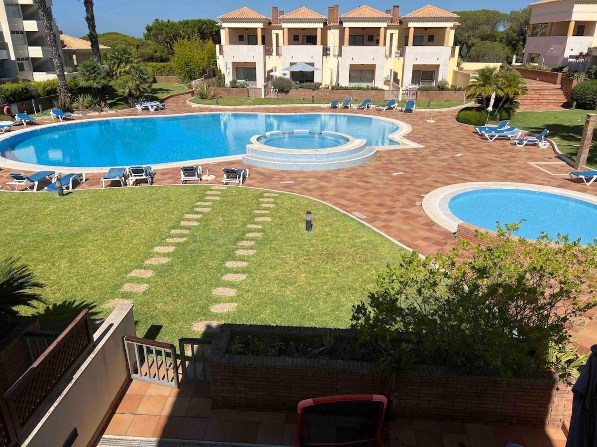 Vilamoura Townhouse In Private Gated *