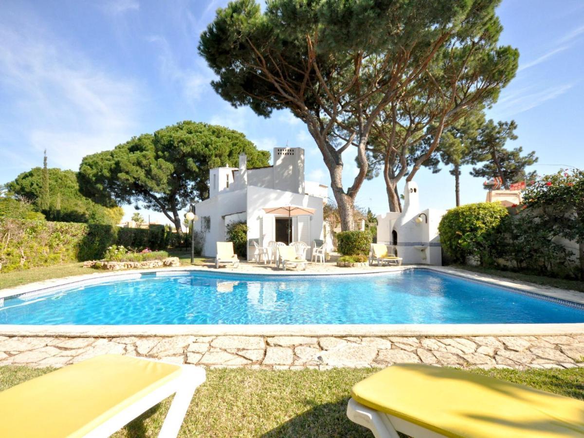 Casa vacanze Beautiful With Private Swimming Pool Near The Center Of Vilamoura