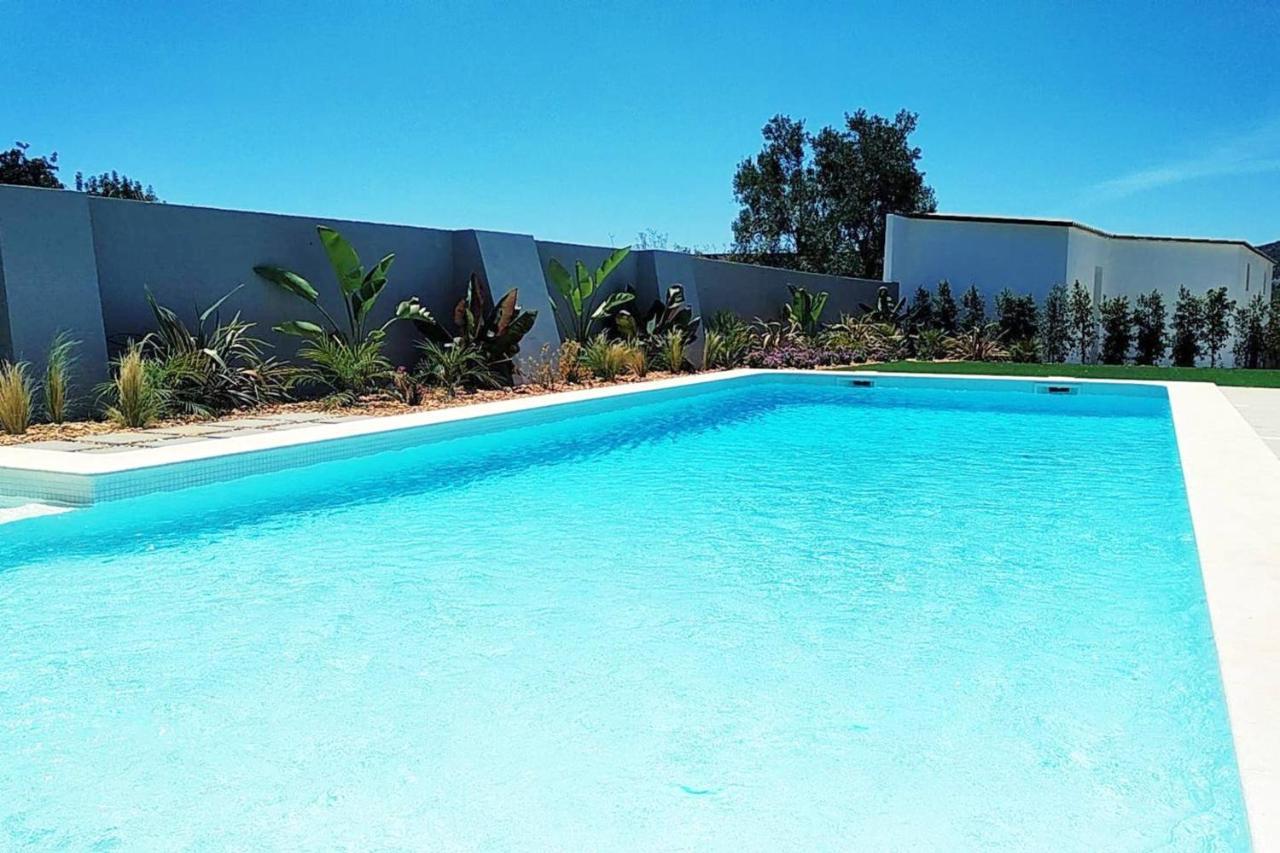 Appartement Modern In With Shared Pool. *