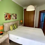 Terraced House - Manta Rota