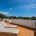 Casa Jardim Oasis